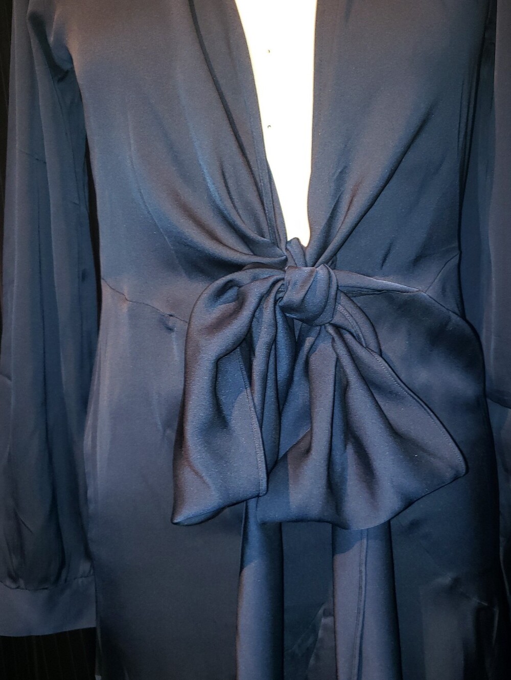 NWT 95% silk 5% Elastene Navy Blue Plounge Neckline High Low Flow Dress